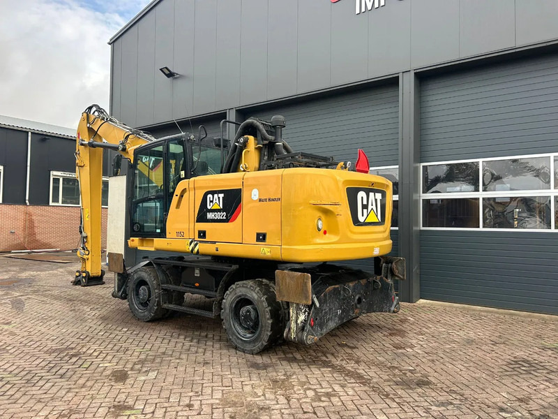 Caterpillar MH3022 - Material handler: picture 3 Caterpillar MH3022 - Material handler: picture 3