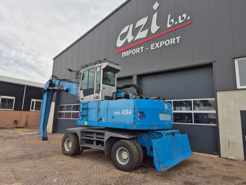 Fuchs MHL454 - Material handler: picture 4 Fuchs MHL454 - Material handler: picture 4