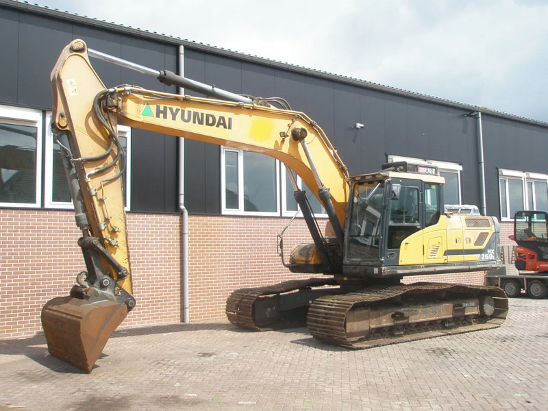 Hyundai HX260LC - Crawler excavator: picture 1 Hyundai HX260LC - Crawler excavator: picture 1