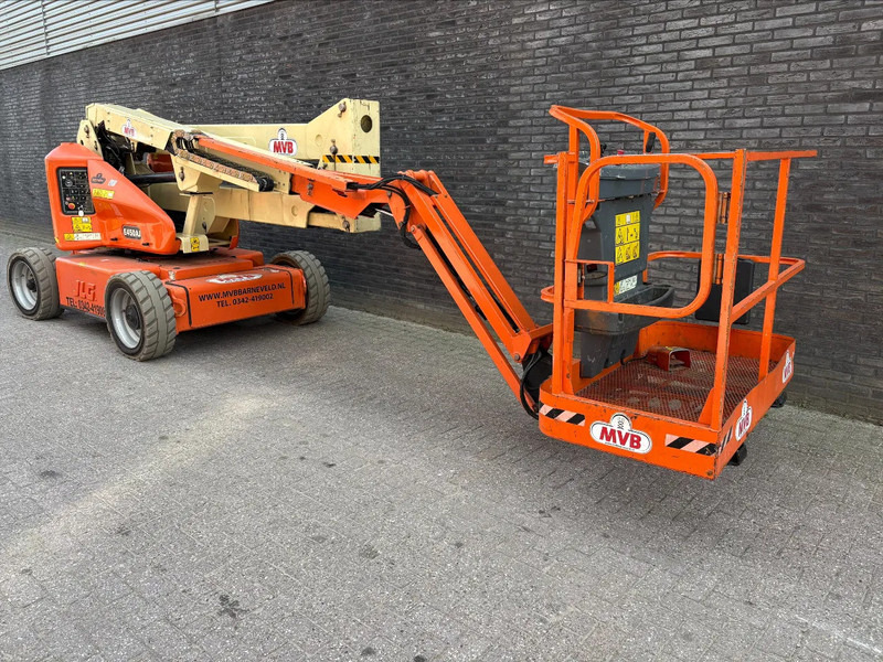 JLG E450AJ - Articulated boom lift: picture 2 JLG E450AJ - Articulated boom lift: picture 2