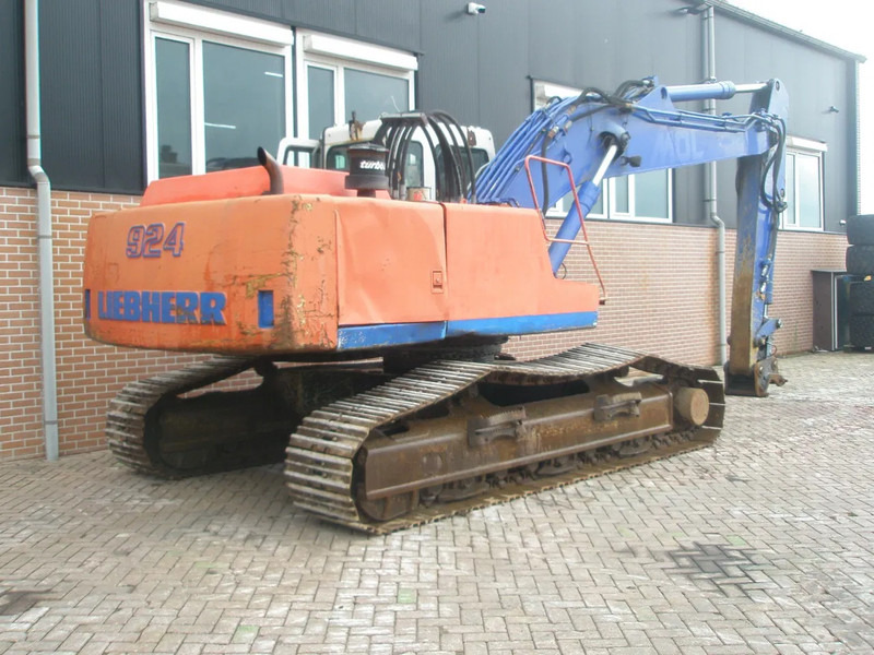 Liebherr R924B - Crawler excavator: picture 3 Liebherr R924B - Crawler excavator: picture 3