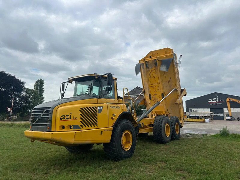 Volvo A25D - Articulated dump truck: picture 2 Volvo A25D - Articulated dump truck: picture 2