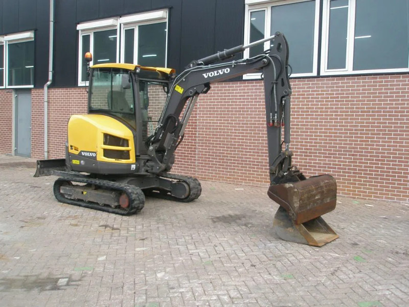 Volvo EC35D - Mini excavator: picture 4 Volvo EC35D - Mini excavator: picture 4