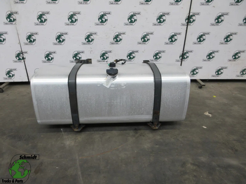 DAF 1681826 DIESEL TANK 620 LITER DAF CF XF EURO 6 - Fuel tank for Truck: picture 1 DAF 1681826 DIESEL TANK 620 LITER DAF CF XF EURO 6 - Fuel tank for Truck: picture 1