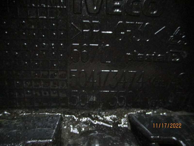 Iveco 504173474//504173504 STRALIS BUMPER MODEL EURO 5 - Bumper for Truck: picture 2 Iveco 504173474//504173504 STRALIS BUMPER MODEL EURO 5 - Bumper for Truck: picture 2