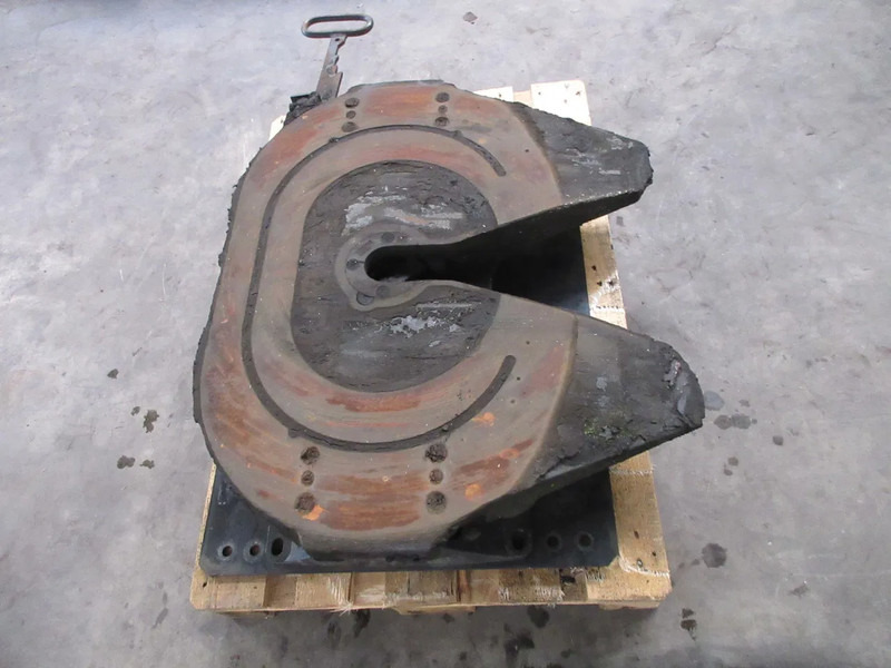 MAN D 152 G5B-X U 20 D 152 G5B-X U 20 MAN 18.440 EURO 6 MODEL 2018 JOST SCHOTEL - Fifth wheel coupling for Truck: picture 2 MAN D 152 G5B-X U 20 D 152 G5B-X U 20 MAN 18.440 EURO 6 MODEL 2018 JOST SCHOTEL - Fifth wheel coupling for Truck: picture 2