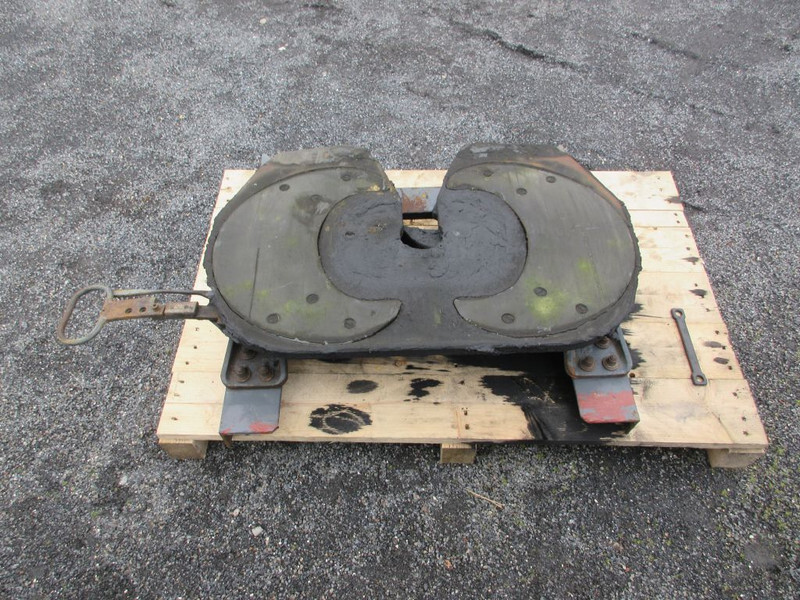 Renault 74110800209 // SK-S 36.20 VW RENAULT T 460 EURO 6 74110800209 // SK-S 36.20 VW RENAULT T 460 EURO 6 - Fifth wheel coupling for Truck: picture 3 Renault 74110800209 // SK-S 36.20 VW RENAULT T 460 EURO 6 74110800209 // SK-S 36.20 VW RENAULT T 460 EURO 6 - Fifth wheel coupling for Truck: picture 3
