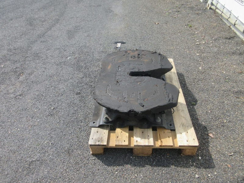SAF 81.42710-6317 G 50-X SK-S 36 20 81.42710-6317 G 50-X SK-S 36 20 SAF HOLLAND MAN 18.510 2022 - Fifth wheel coupling for Truck: picture 3 SAF 81.42710-6317 G 50-X SK-S 36 20 81.42710-6317 G 50-X SK-S 36 20 SAF HOLLAND MAN 18.510 2022 - Fifth wheel coupling for Truck: picture 3