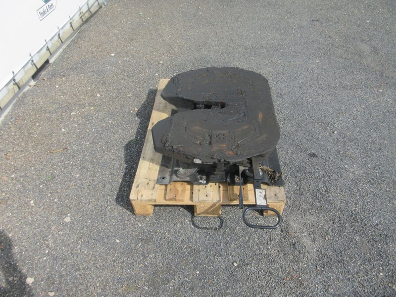 SAF 81.42710-6317 G 50-X SK-S 36 20 81.42710-6317 G 50-X SK-S 36 20 SAF HOLLAND MAN 18.510 2022 - Fifth wheel coupling for Truck: picture 5 SAF 81.42710-6317 G 50-X SK-S 36 20 81.42710-6317 G 50-X SK-S 36 20 SAF HOLLAND MAN 18.510 2022 - Fifth wheel coupling for Truck: picture 5