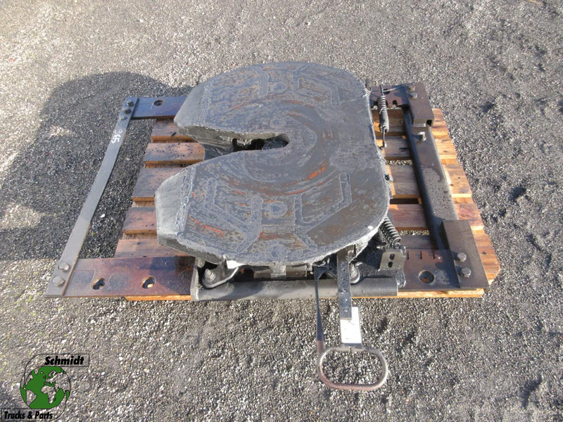 SAF G50-X/D152,3 U20,0 SK-S 3620 G50-X/D152,3 U20,0 SK-S 3620 MAN 24.500 TGX MODEL 2020 SCHUIFSCHOTEL - Fifth wheel coupling for Truck: picture 1 SAF G50-X/D152,3 U20,0 SK-S 3620 G50-X/D152,3 U20,0 SK-S 3620 MAN 24.500 TGX MODEL 2020 SCHUIFSCHOTEL - Fifth wheel coupling for Truck: picture 1
