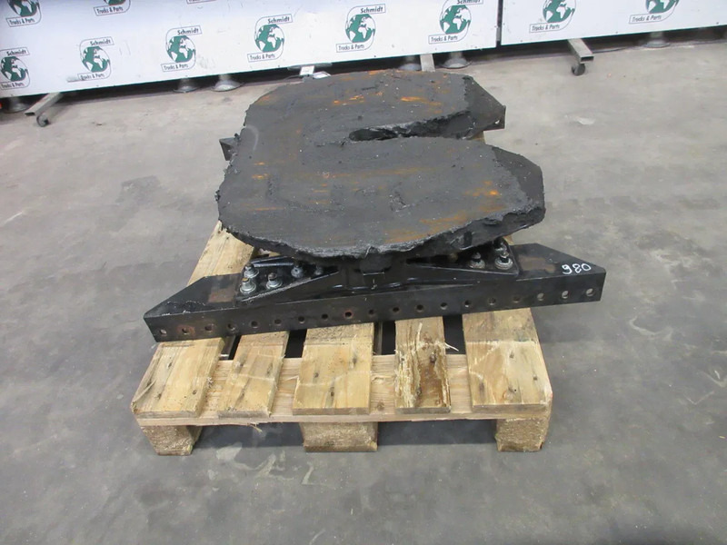 SAF SAF HOLLAND SK-S 36.20 21857523 // 20424303 // 20424304 // SK-S 36.20V SCHOTEL VOLVO FH 460 MODEL 2020 - Fifth wheel coupling for Truck: picture 2 SAF SAF HOLLAND SK-S 36.20 21857523 // 20424303 // 20424304 // SK-S 36.20V SCHOTEL VOLVO FH 460 MODEL 2020 - Fifth wheel coupling for Truck: picture 2