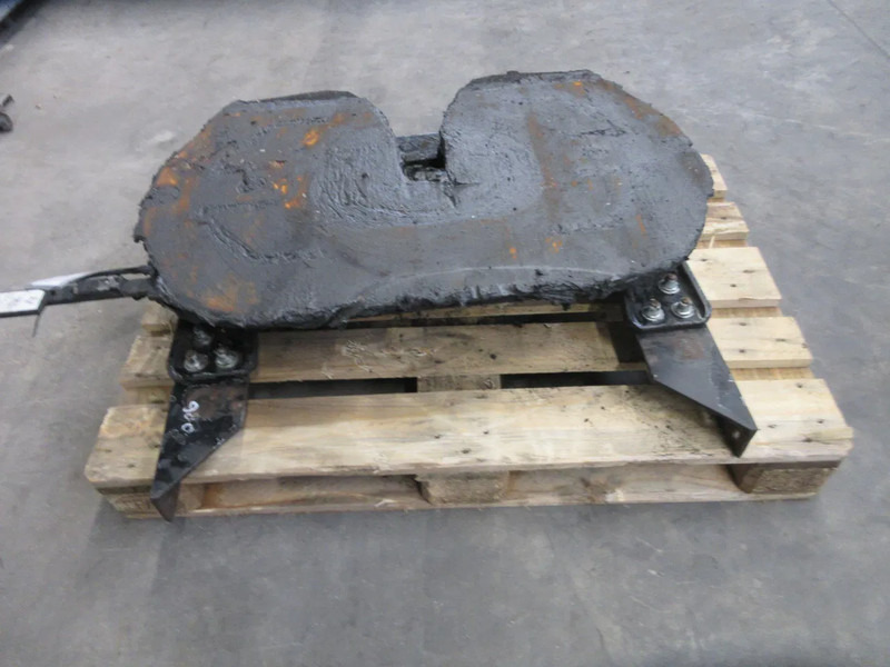 SAF SAF HOLLAND SK-S 36.20 21857523 // 20424303 // 20424304 // SK-S 36.20V SCHOTEL VOLVO FH 460 MODEL 2020 - Fifth wheel coupling for Truck: picture 3 SAF SAF HOLLAND SK-S 36.20 21857523 // 20424303 // 20424304 // SK-S 36.20V SCHOTEL VOLVO FH 460 MODEL 2020 - Fifth wheel coupling for Truck: picture 3