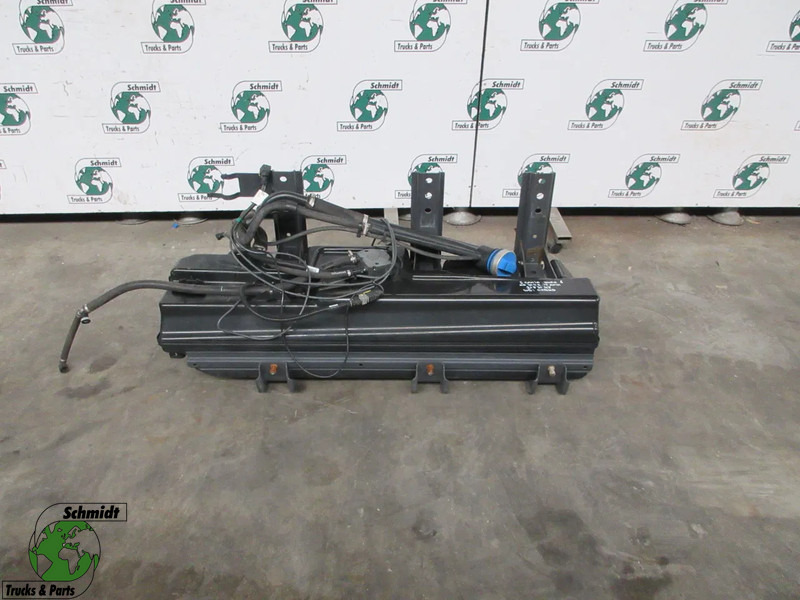 Scania 2173147 AD BLUE TANK SCANIA NIEUWE MODEL 2021 - Fuel tank for Truck: picture 1 Scania 2173147 AD BLUE TANK SCANIA NIEUWE MODEL 2021 - Fuel tank for Truck: picture 1