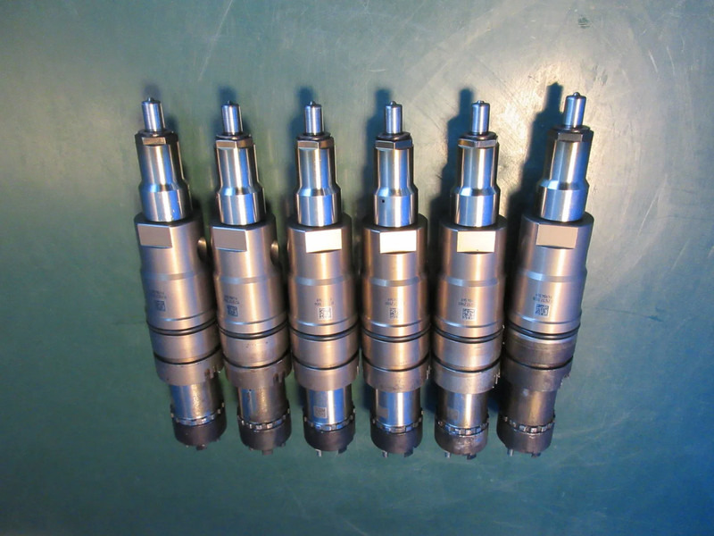 Scania 2264458 // 574426 INJECTORS SCANIA R 410 EURO 6 MODEL 2023 - Fuel filter for Truck: picture 3 Scania 2264458 // 574426 INJECTORS SCANIA R 410 EURO 6 MODEL 2023 - Fuel filter for Truck: picture 3