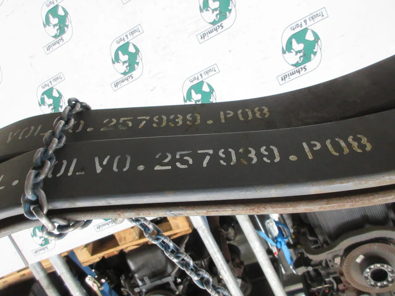 Volvo 21317135 // 21347136 VOORVEER RECHTS EN LINKS VOLVO FM EURO 6 - Steel suspension for Truck: picture 5 Volvo 21317135 // 21347136 VOORVEER RECHTS EN LINKS VOLVO FM EURO 6 - Steel suspension for Truck: picture 5