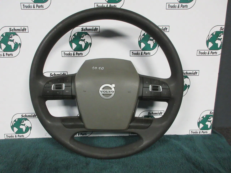 Volvo 82321333 // 84192839 STUURWIEL VOLVO FH 460 - Steering wheel for Truck: picture 3 Volvo 82321333 // 84192839 STUURWIEL VOLVO FH 460 - Steering wheel for Truck: picture 3