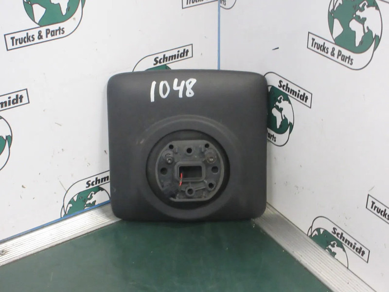 Volvo 82356824 SPIEGEL VOLVO FM 330 EURO 6 - Rear view mirror for Truck: picture 4 Volvo 82356824 SPIEGEL VOLVO FM 330 EURO 6 - Rear view mirror for Truck: picture 4