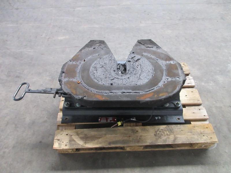 Jost 81.42710-6303// JOST D 152//MP20// 81.42710-6303// JOST D 152//MP20// MAN 18.420 EURO 6 MODEL 2020 - Fifth wheel coupling for Truck: picture 3 Jost 81.42710-6303// JOST D 152//MP20// 81.42710-6303// JOST D 152//MP20// MAN 18.420 EURO 6 MODEL 2020 - Fifth wheel coupling for Truck: picture 3