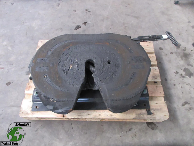 Jost D152 U 20 // M P 20 55R D152 U 20 // M P 20 55R MAN TGX 18.500 EURO 6 MODEL 2020 - Fifth wheel coupling for Truck: picture 1 Jost D152 U 20 // M P 20 55R D152 U 20 // M P 20 55R MAN TGX 18.500 EURO 6 MODEL 2020 - Fifth wheel coupling for Truck: picture 1