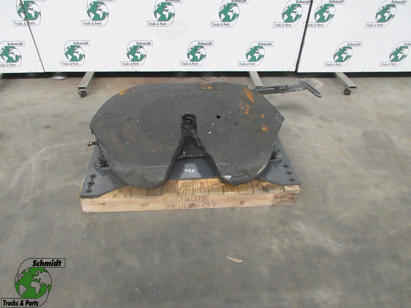 Jost JOST JSK 40 D 152 G50-X RENAULT T 520 JOST JSK 40 D 152 G50-X RENAULT T 520 MODEL 2018 EURO 6 - Fifth wheel coupling for Truck: picture 1 Jost JOST JSK 40 D 152 G50-X RENAULT T 520 JOST JSK 40 D 152 G50-X RENAULT T 520 MODEL 2018 EURO 6 - Fifth wheel coupling for Truck: picture 1