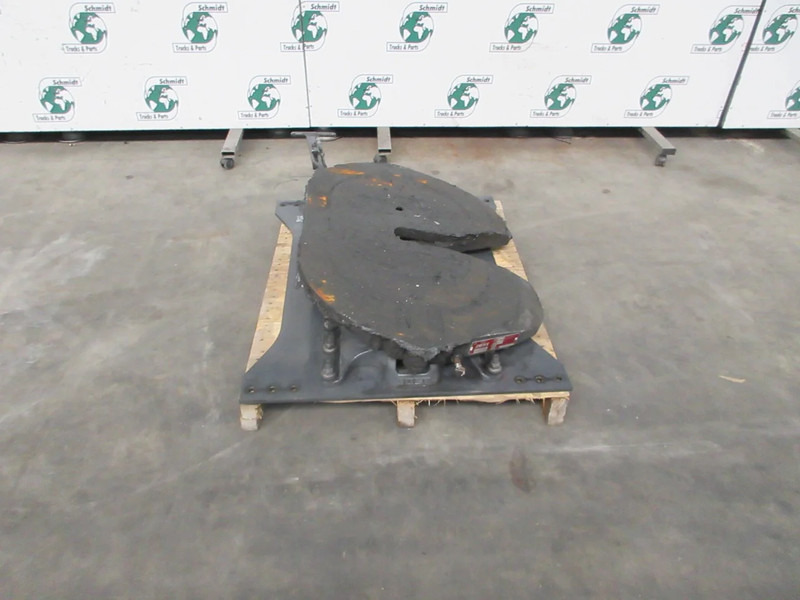 Jost JOST JSK 40 D 152 G50-X RENAULT T 520 JOST JSK 40 D 152 G50-X RENAULT T 520 MODEL 2018 EURO 6 - Fifth wheel coupling for Truck: picture 2 Jost JOST JSK 40 D 152 G50-X RENAULT T 520 JOST JSK 40 D 152 G50-X RENAULT T 520 MODEL 2018 EURO 6 - Fifth wheel coupling for Truck: picture 2