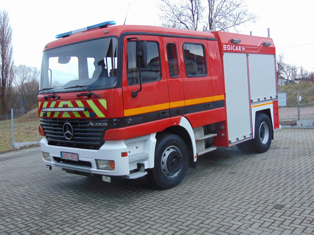 MERCEDES-BENZ Actros 2031 V8 GICAR - Fire engine: picture 1 MERCEDES-BENZ Actros 2031 V8 GICAR - Fire engine: picture 1