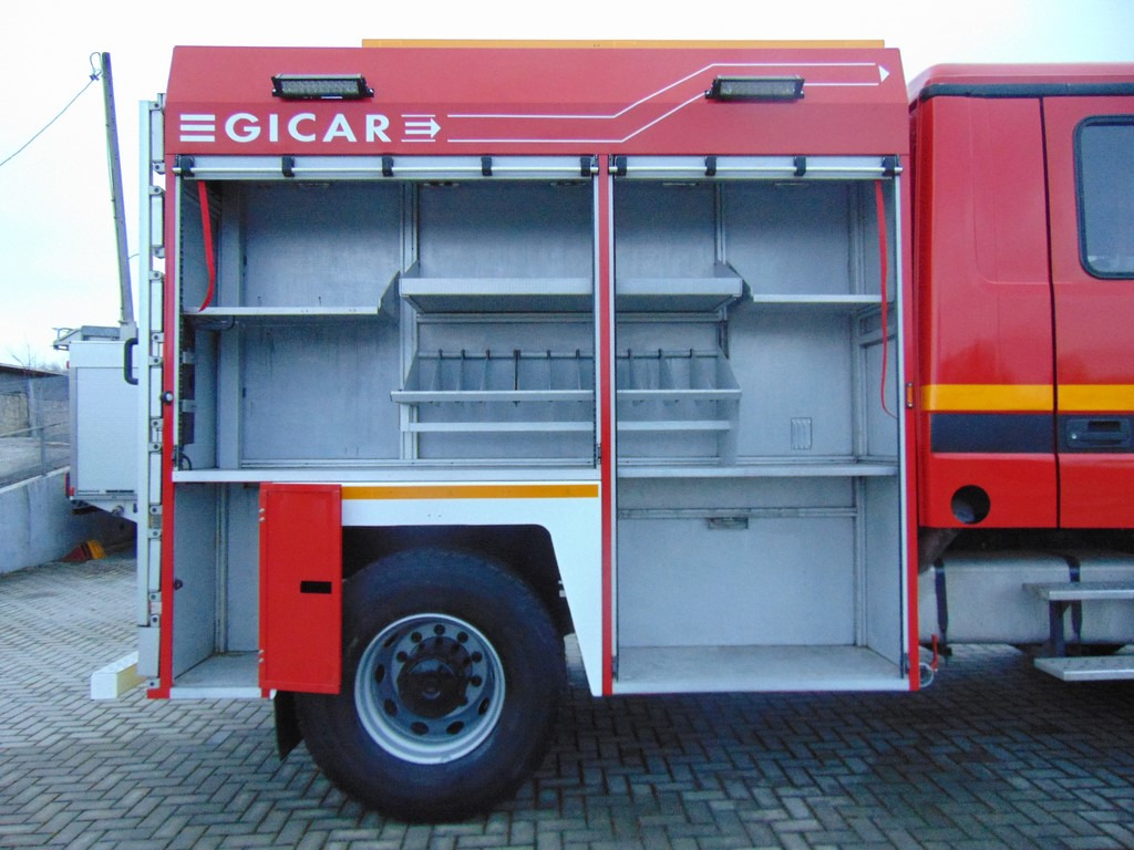 Fire engine MERCEDES-BENZ Actros 2031 V8 GICAR: picture 11