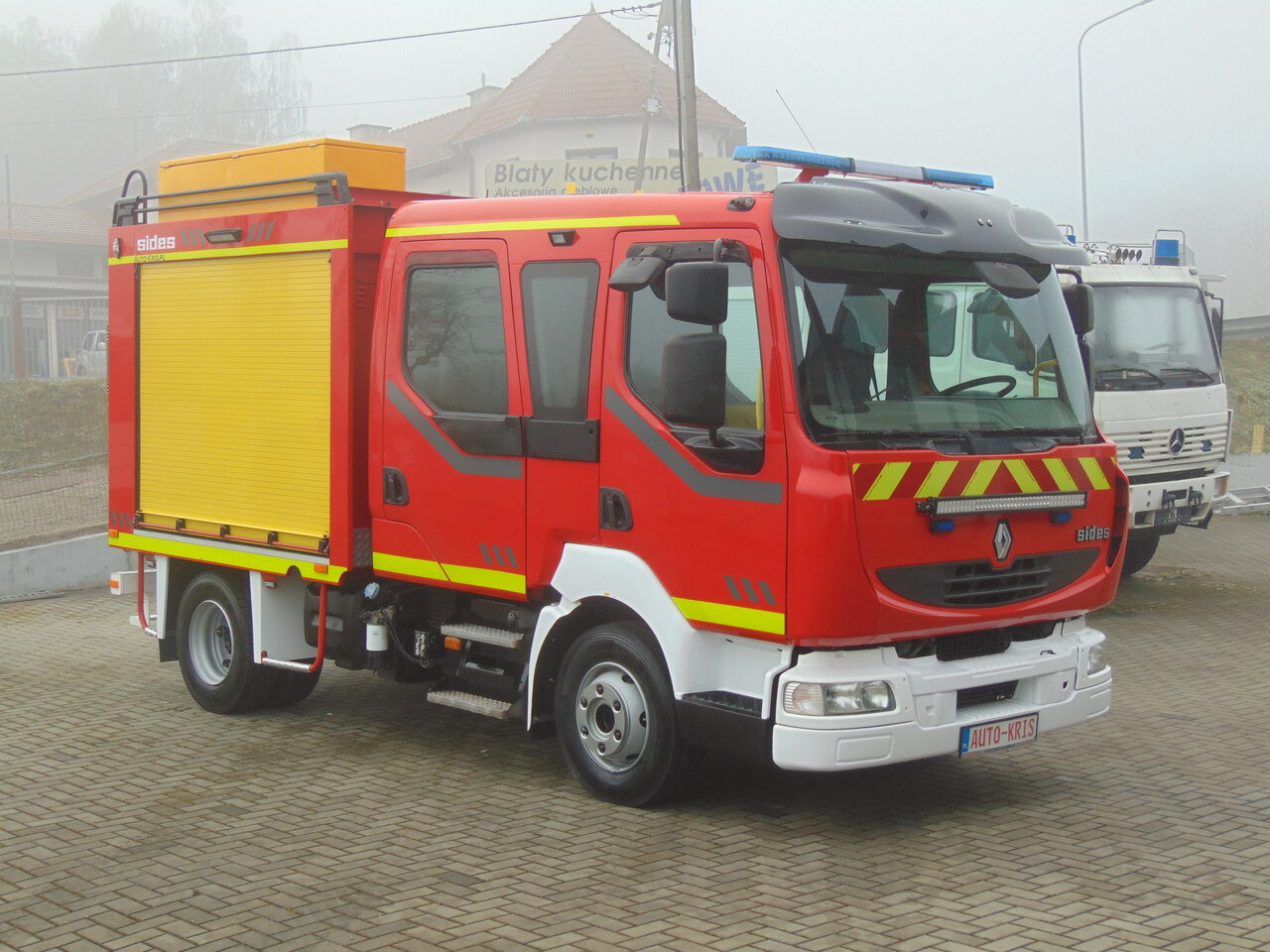RENAULT Midlum 220DXi SIDES - Fire engine: picture 2 RENAULT Midlum 220DXi SIDES - Fire engine: picture 2