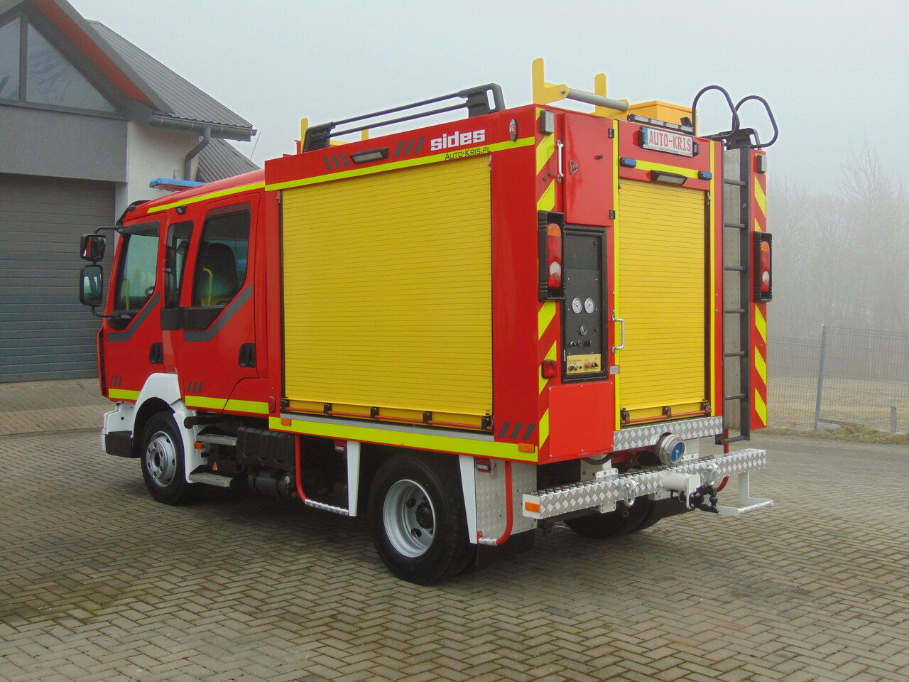 RENAULT Midlum 220DXi SIDES - Fire engine: picture 3 RENAULT Midlum 220DXi SIDES - Fire engine: picture 3