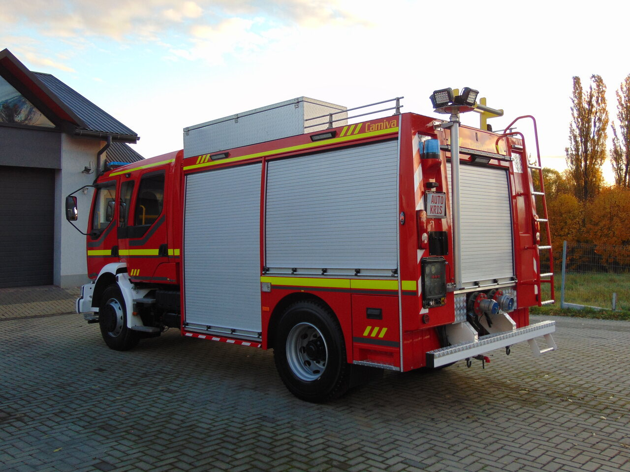 RENAULT Midlum 270dCi Camiva - Fire engine: picture 3 RENAULT Midlum 270dCi Camiva - Fire engine: picture 3