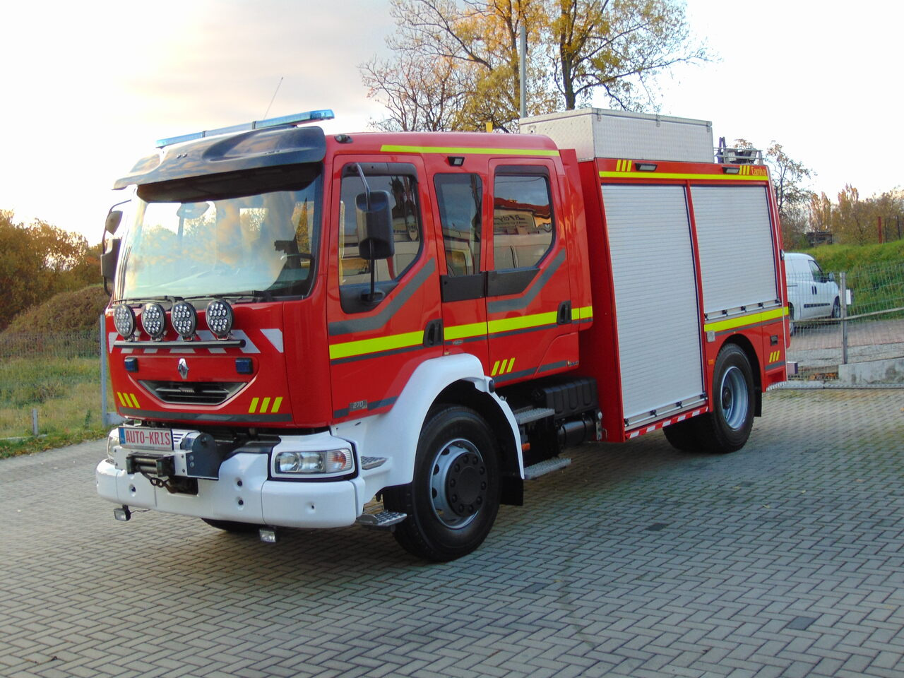 RENAULT Midlum 270dCi Camiva - Fire engine: picture 1 RENAULT Midlum 270dCi Camiva - Fire engine: picture 1