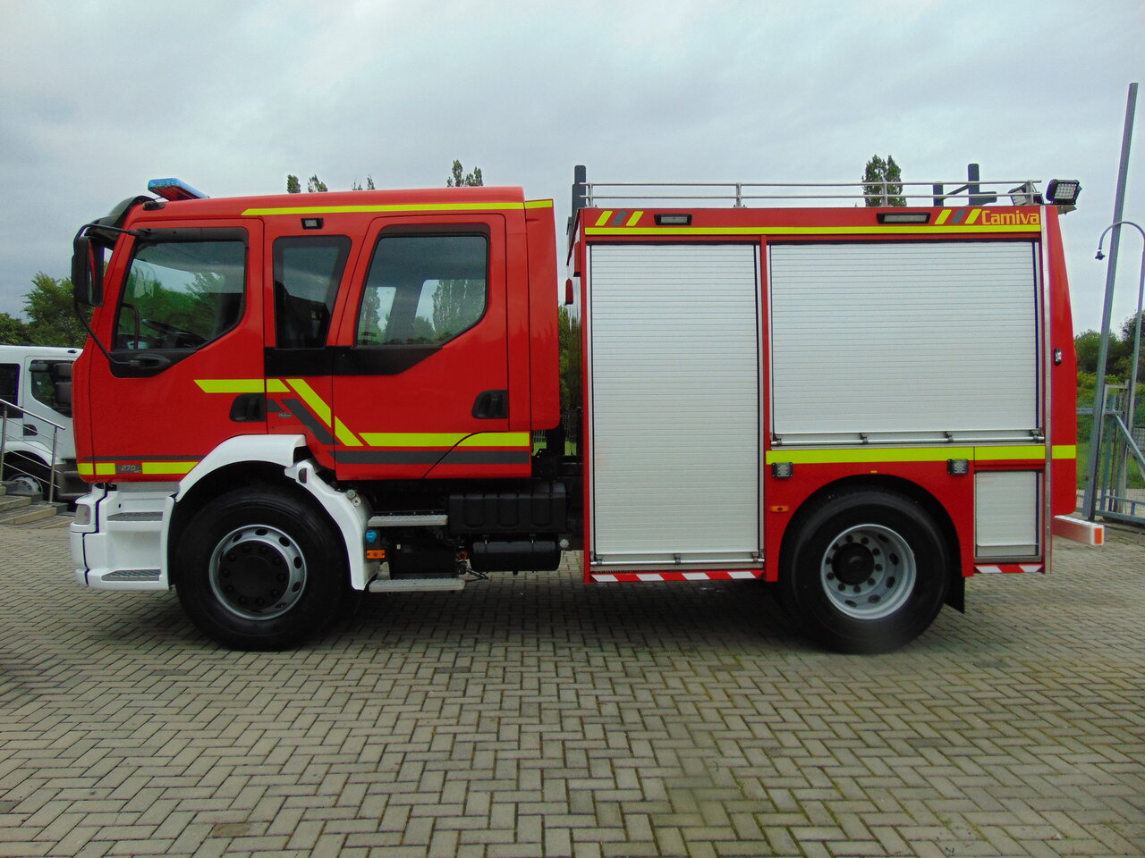 RENAULT Midlum 270dCi Camiva - Fire engine: picture 5 RENAULT Midlum 270dCi Camiva - Fire engine: picture 5