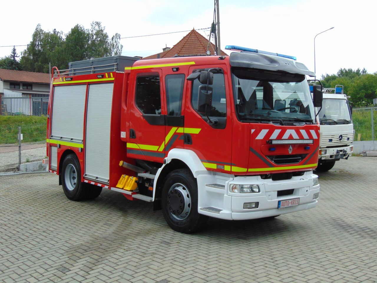 RENAULT Midlum 270dCi Camiva - Fire engine: picture 2 RENAULT Midlum 270dCi Camiva - Fire engine: picture 2