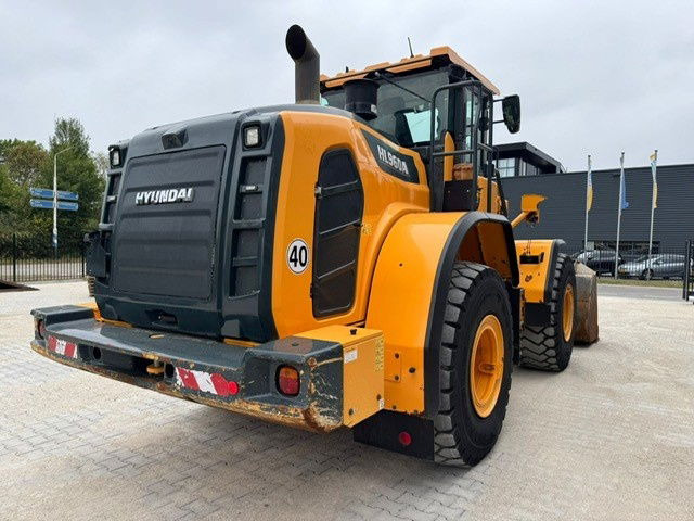 Hyundai HL960A - Wheel loader: picture 5 Hyundai HL960A - Wheel loader: picture 5