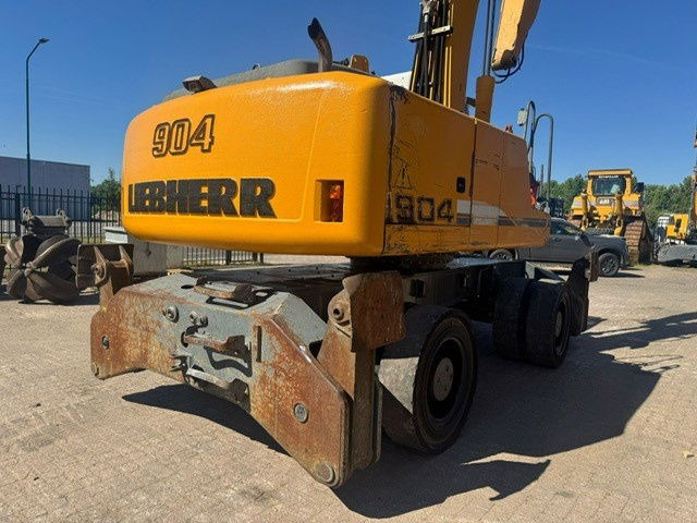 Liebherr A 904 C Litronic + Grab - Material handler: picture 4 Liebherr A 904 C Litronic + Grab - Material handler: picture 4