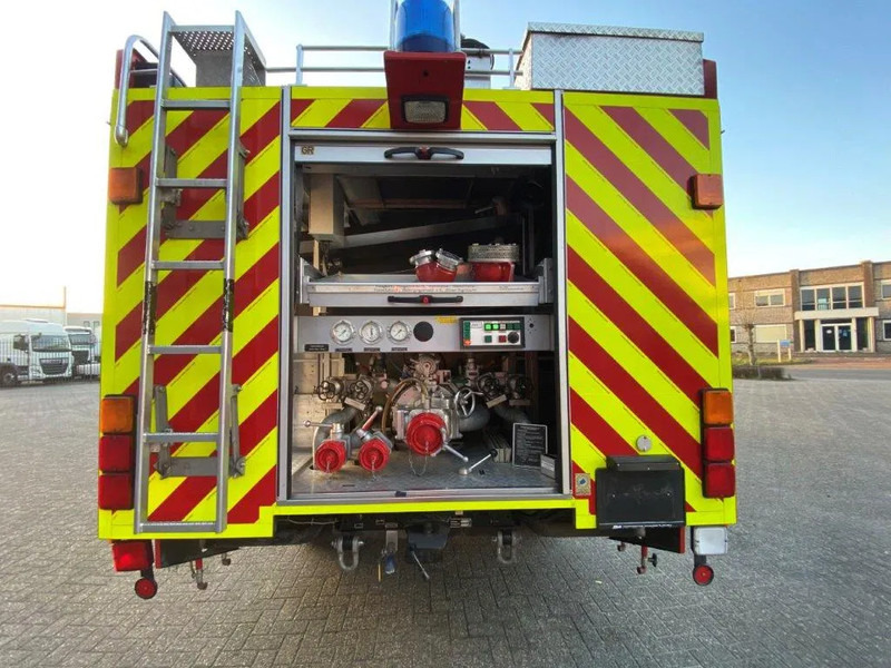 Mercedes-Benz 1124 AF / 4X4 / GERMAN TRUCK / WATERTANK 2400 LITER+POMP / GOOD CONDITION / ONLY:25235 KM / MARGE / MANUAL / 1996 - Fire engine: picture 5 Mercedes-Benz 1124 AF / 4X4 / GERMAN TRUCK / WATERTANK 2400 LITER+POMP / GOOD CONDITION / ONLY:25235 KM / MARGE / MANUAL / 1996 - Fire engine: picture 5