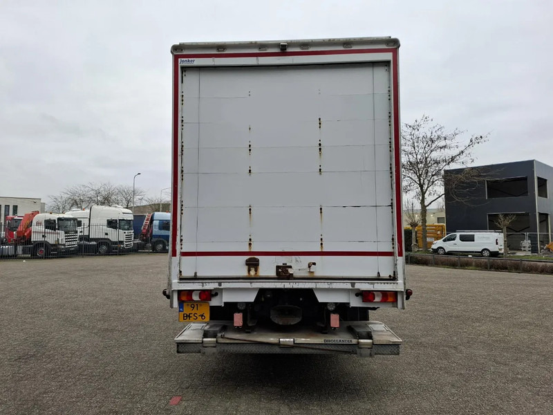 Mercedes-Benz Actros 2843 / NL TRUCK / TUV:08-01-2026 / LIFT+LENKACHSE / SMART TACHO / NAVI / PLATFORM 1500 KG / 2XBED / EURO-6 / 2015 - Box truck: picture 5 Mercedes-Benz Actros 2843 / NL TRUCK / TUV:08-01-2026 / LIFT+LENKACHSE / SMART TACHO / NAVI / PLATFORM 1500 KG / 2XBED / EURO-6 / 2015 - Box truck: picture 5