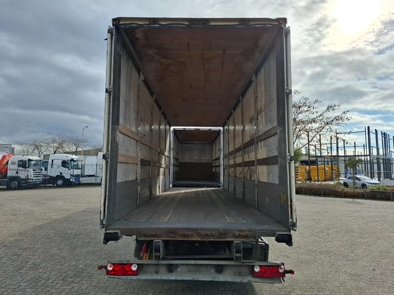 Renault T480 COMFORT / DOUBLE TANK / TIR LINE / TUV:30-03-2026 / THROUGH LOADING SYSTEM / LWDS / AUTOMATIC / EURO-6 / 2017 - Curtain side truck: picture 5 Renault T480 COMFORT / DOUBLE TANK / TIR LINE / TUV:30-03-2026 / THROUGH LOADING SYSTEM / LWDS / AUTOMATIC / EURO-6 / 2017 - Curtain side truck: picture 5
