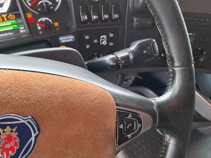 Cab chassis truck Scania R580 V8 / RETARDER / LIFT+LENKACHSE / FULL-AIR / PLATFORM 2000 KG / LEATHER / AIRCO / AUTOMATIC / EURO-6 / 2014: picture 19