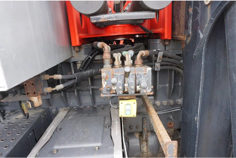 Leasing of Volvo FH16-750 / ENGINE RUNNING / 6x4 / RETARDER / BIG AXLE / VEB+ / PALFINGER FD250 / EURO-6 / 2016 Volvo FH16-750 / ENGINE RUNNING / 6x4 / RETARDER / BIG AXLE / VEB+ / PALFINGER FD250 / EURO-6 / 2016: picture 20