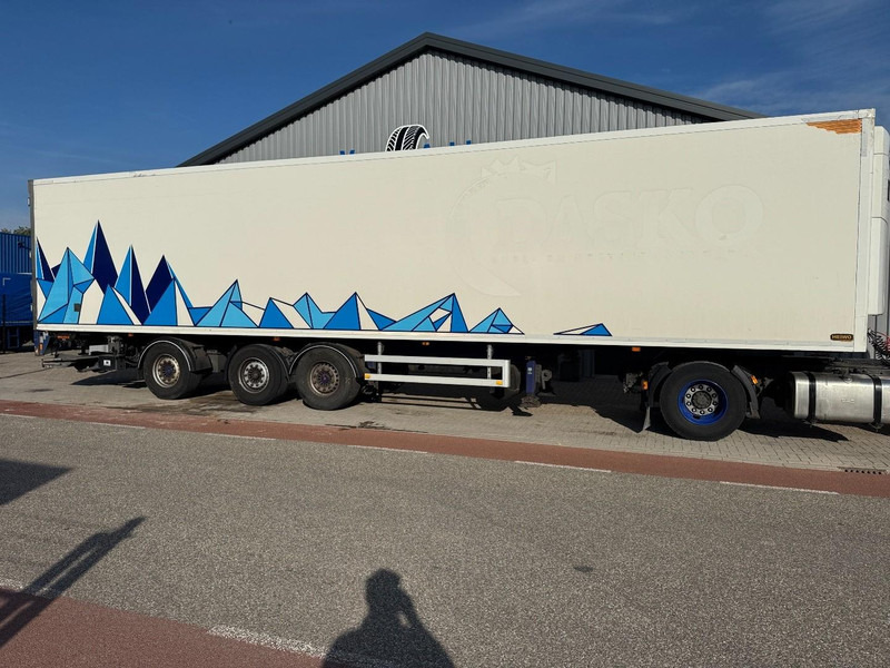 HEIWO Thermo King SLX 200 D+E, 1-Lift, D'Hollandia 2.500 Kg - Refrigerated semi-trailer: picture 2 HEIWO Thermo King SLX 200 D+E, 1-Lift, D'Hollandia 2.500 Kg - Refrigerated semi-trailer: picture 2