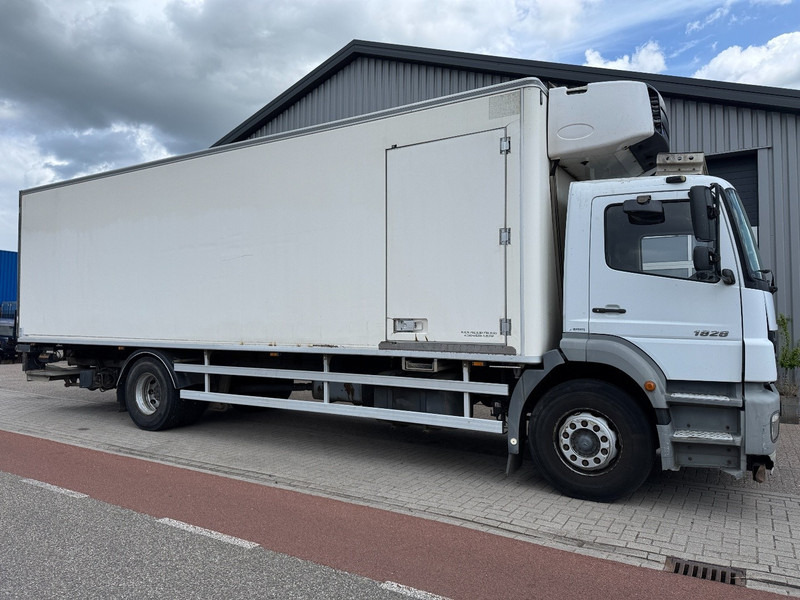 Mercedes-Benz Axor 1928, Chereau, Carrier 850 Easy Cold, Taillift - Refrigerated truck: picture 2 Mercedes-Benz Axor 1928, Chereau, Carrier 850 Easy Cold, Taillift - Refrigerated truck: picture 2