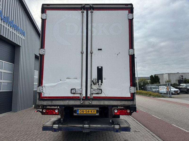 Schmitz Cargobull SCB*S3B Lift- & Steeraxle, Thermo-King SMX, Taillift 2.0 Ton - Refrigerated semi-trailer: picture 4 Schmitz Cargobull SCB*S3B Lift- & Steeraxle, Thermo-King SMX, Taillift 2.0 Ton - Refrigerated semi-trailer: picture 4