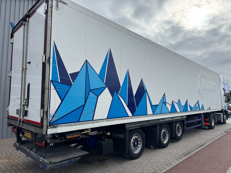 Schmitz Cargobull SCB*S3B Lift- & Steeraxle, Thermo-King SMX, Taillift 2.0 Ton - Refrigerated semi-trailer: picture 3 Schmitz Cargobull SCB*S3B Lift- & Steeraxle, Thermo-King SMX, Taillift 2.0 Ton - Refrigerated semi-trailer: picture 3
