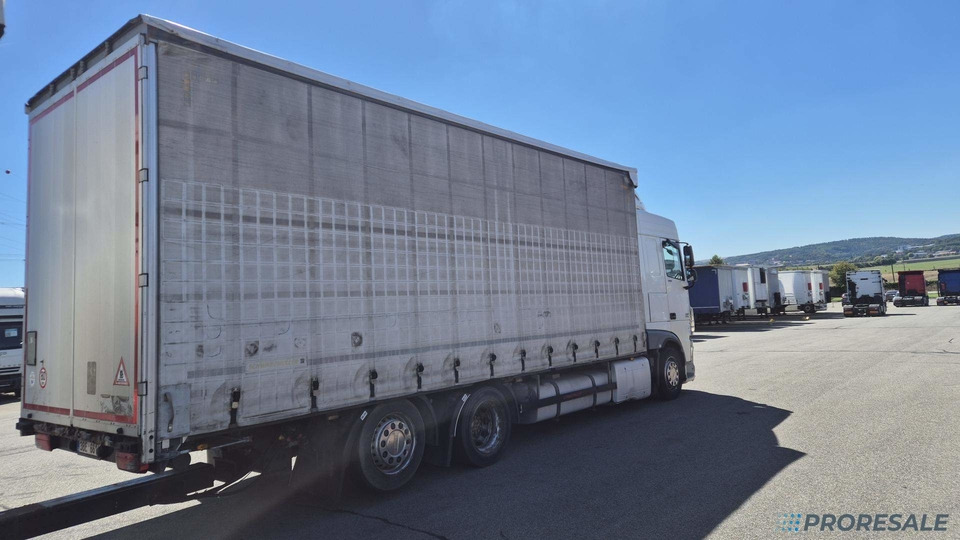 DAF XF 410 FAR SC EURO 6 - velkoobjemová souprava - prodejné jen s přívěsem SCHWARZMÜLLER TPA 2/E - cena je za celou soupravu - Curtain side truck: picture 4 DAF XF 410 FAR SC EURO 6 - velkoobjemová souprava - prodejné jen s přívěsem SCHWARZMÜLLER TPA 2/E - cena je za celou soupravu - Curtain side truck: picture 4