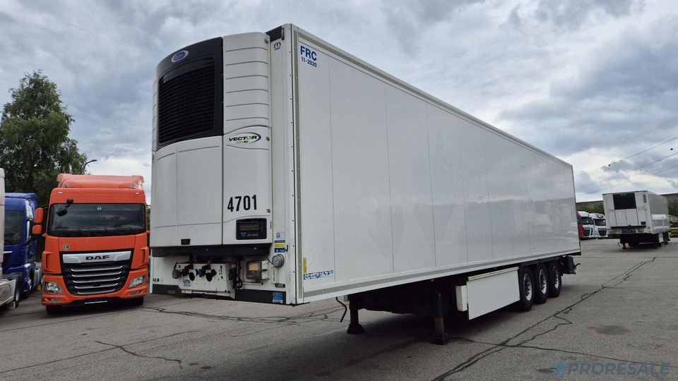 KRONE COOL LINER SD mrazírenský - MULTITEMP - dělící stěna + agregát CARRIER VECTOR 1950 Mt - Refrigerated semi-trailer: picture 2 KRONE COOL LINER SD mrazírenský - MULTITEMP - dělící stěna + agregát CARRIER VECTOR 1950 Mt - Refrigerated semi-trailer: picture 2