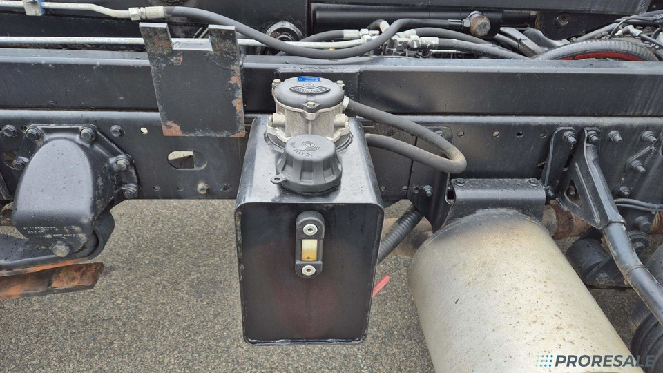 Leasing of  MAN TGL 12.180 4x2 BB EURO 3 - Hákový nosič kontejnerů MAN TGL 12.180 4x2 BB EURO 3 - Hákový nosič kontejnerů: picture 9