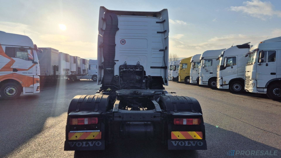 VOLVO FH 13.420 XL 42T EURO 5 - Tractor unit: picture 3 VOLVO FH 13.420 XL 42T EURO 5 - Tractor unit: picture 3