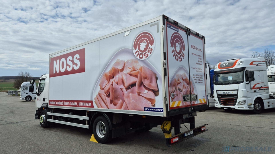 VOLVO FL 250 BB EURO 6 - mrazírna + CARRIER XARIOS 600 EL MAXI - Refrigerated truck: picture 4 VOLVO FL 250 BB EURO 6 - mrazírna + CARRIER XARIOS 600 EL MAXI - Refrigerated truck: picture 4