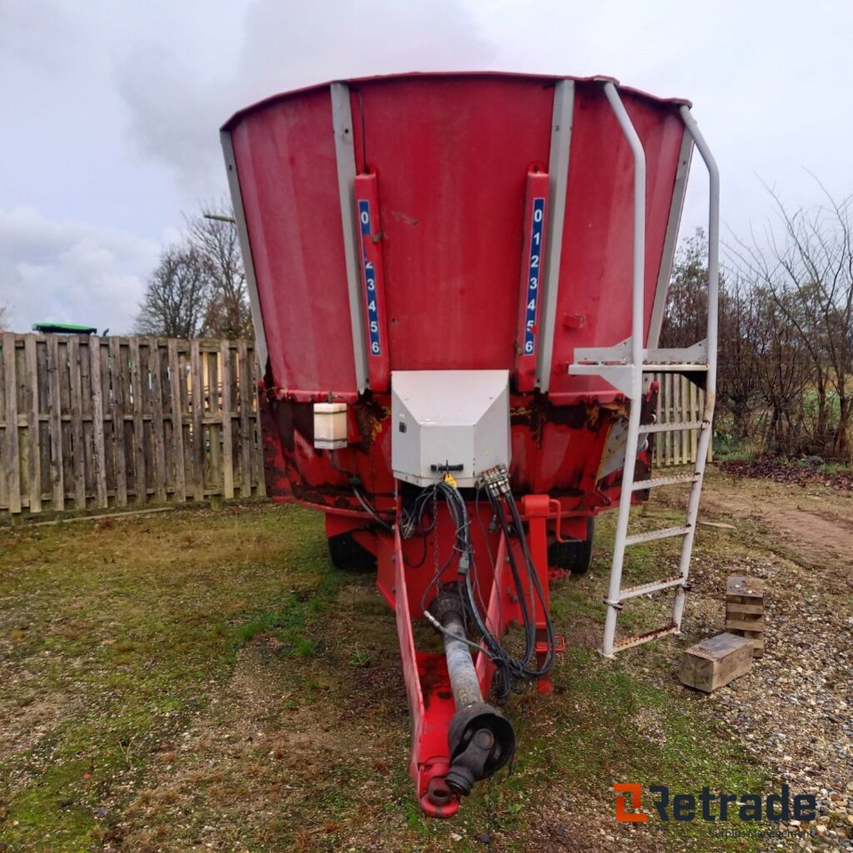 JF/Stoll Fuldfoderblander. VM 22-2 - Agricultural machinery: picture 2 JF/Stoll Fuldfoderblander. VM 22-2 - Agricultural machinery: picture 2